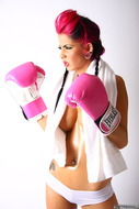 Diahann Topless Boxing Amazon - pics 06