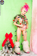 Roxy Contin Tattooed Christmas Babe - pics 11