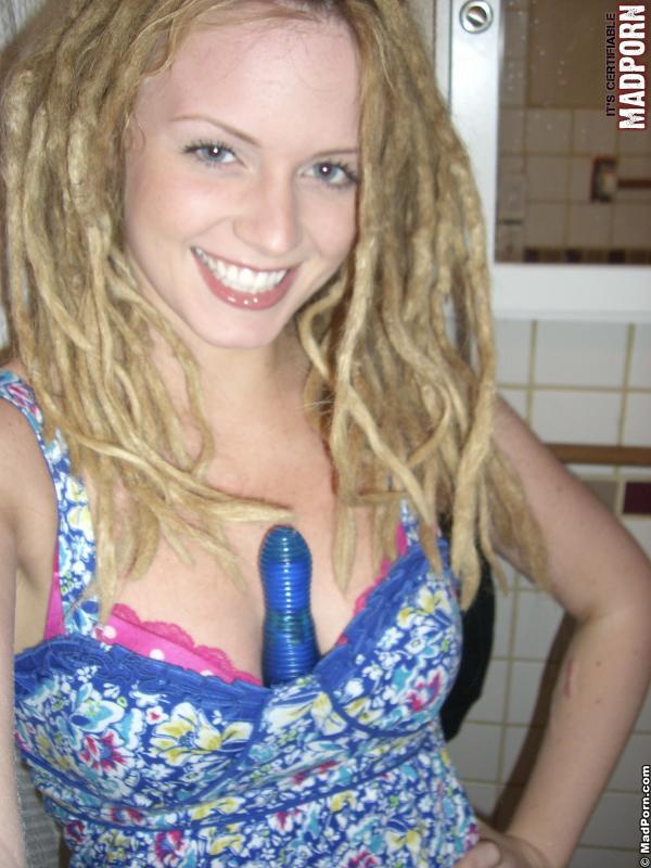 Awesome Rasta Babe Selfshots - picture 14