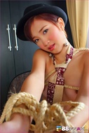 Asian Babe Covered with Ropes - pics 02