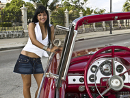 Wonderful Cuban Girls with Cars - pics 10