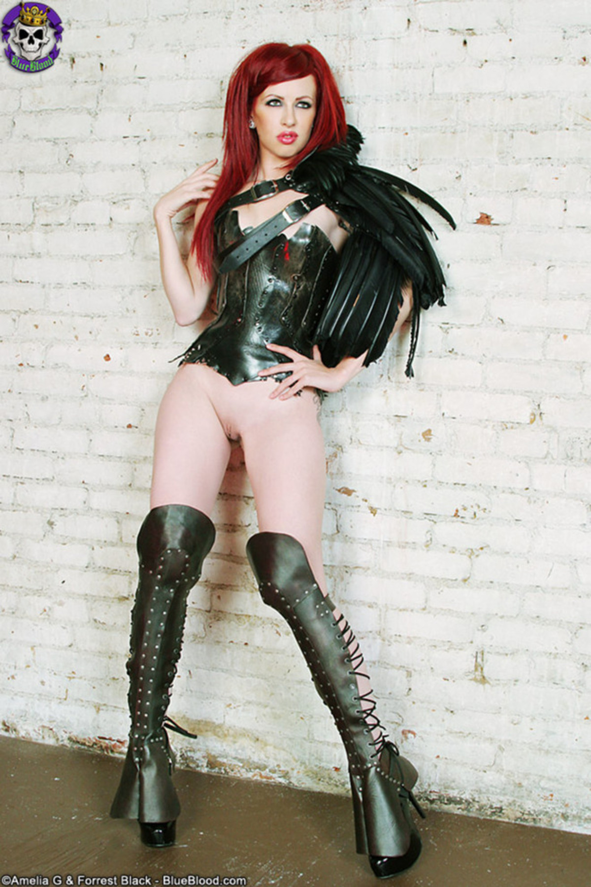 Gothic Redhead Beauty Evil Cunt - picture 03