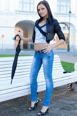 Sexy Jeans Babe Taini A: Bamboo - pics 00