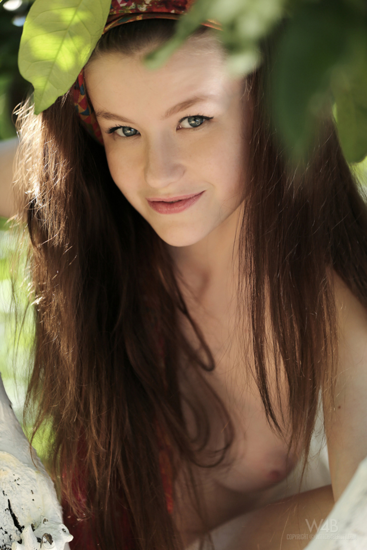 Emily Bloom on the White Tree - picture 10