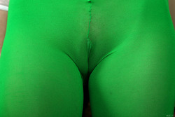 Kinky Ivy Wolfe in Holiday Spirit - pics 02