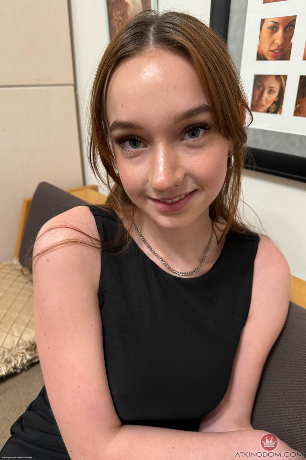 Melanie Marie Brings her Big Tits - picture 01
