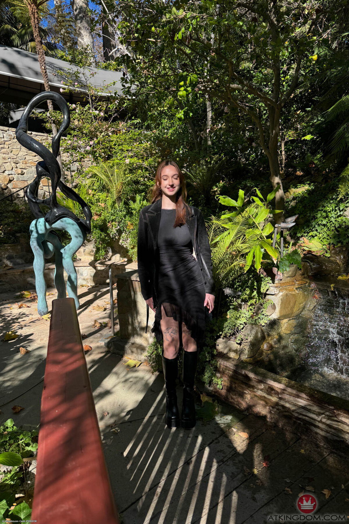 Melanie Marie Brings her Big Tits - picture 17