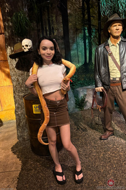 Selina Imai in Wax Museum Part 1 - pics 15