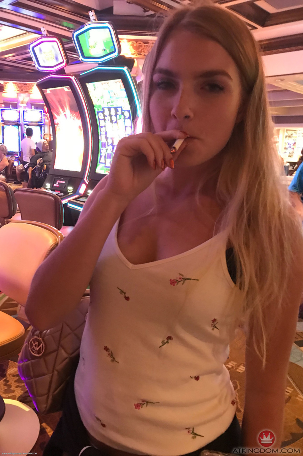 Hannah Hawthorne BTS Amateur Style - picture 17