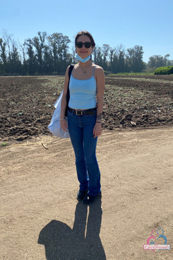 Hairy girl, Mi Ha Doan - Furry Spreads - pics 00