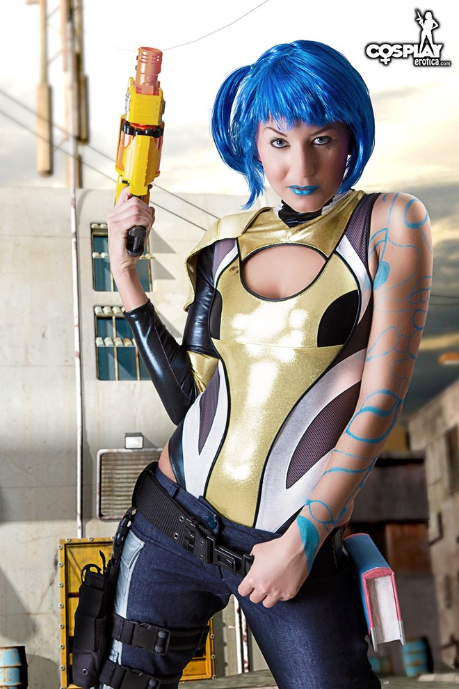 Cosplay Erotica Blue Haired Slut - picture 00