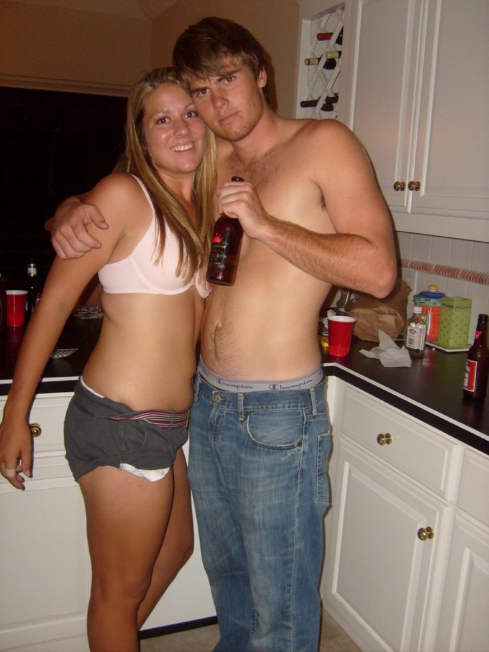 Drunk Amateur Babes Hot Party Time - picture 17