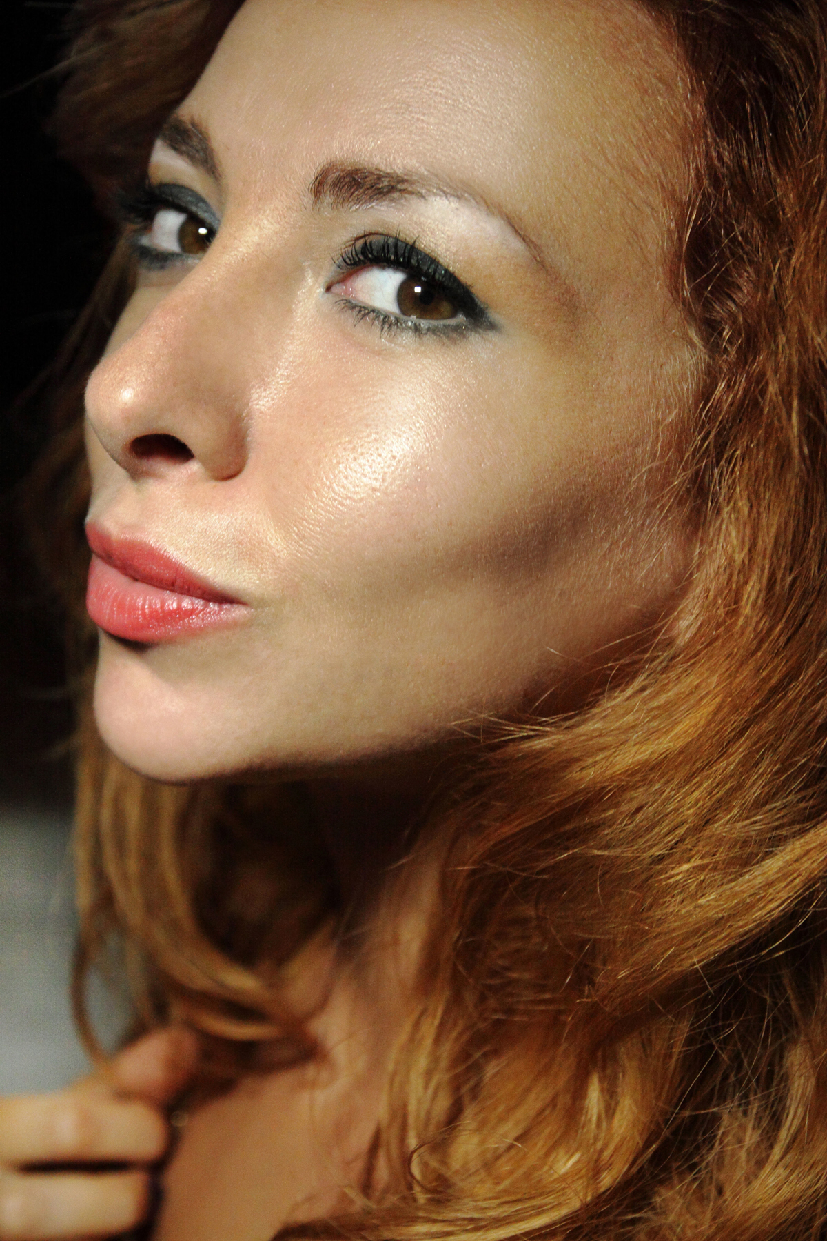Lovely Redhead Vetta - Oiled Pussy - picture 17
