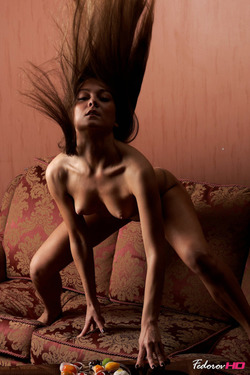 Sexy Valentina Blows Your Mind - pics 01