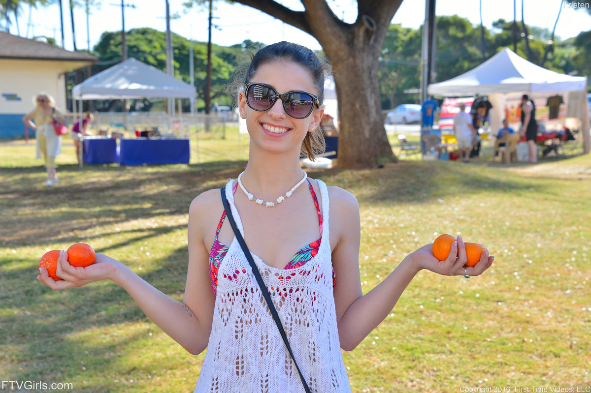 Kristen And Nina Kinky Ocean View - picture 10