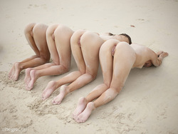 Sexy Sand Sculptures - Melena Maria - pics 17