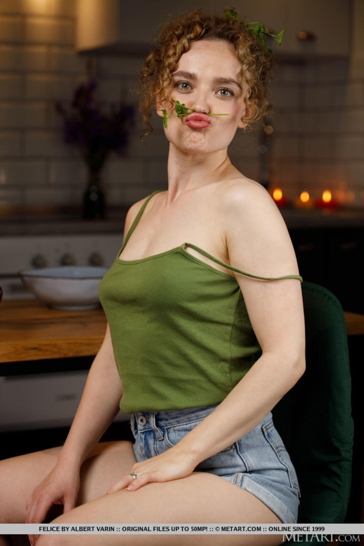 Felice in Green by Albert Varin - picture 01