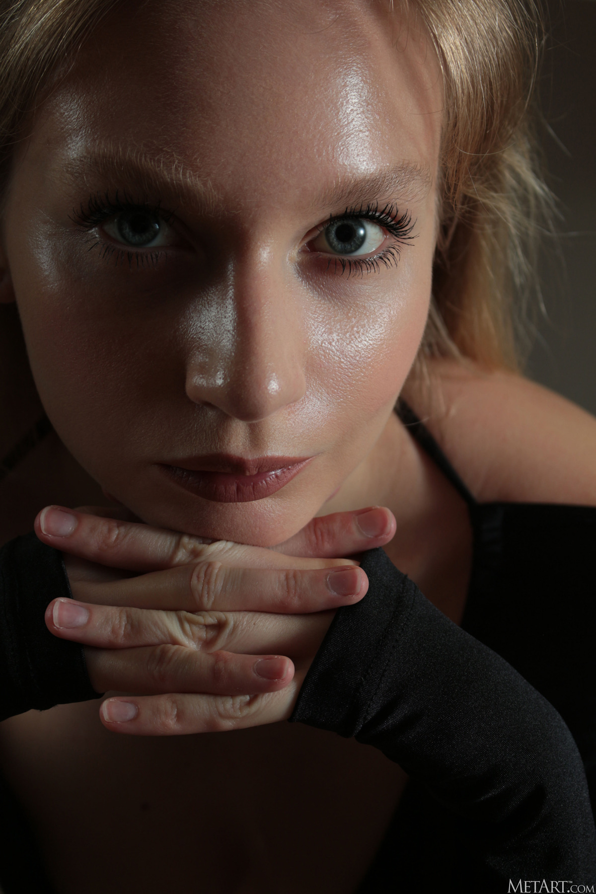 Busty Beauty Annie Anne - Infinite - picture 03