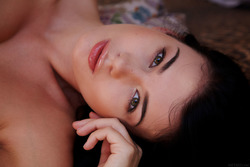 Stunning Busty Babe Lucy Li - Tontie - pics 05