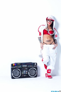 Christy Mack in Sexy Hip-Hop Style - pics 08