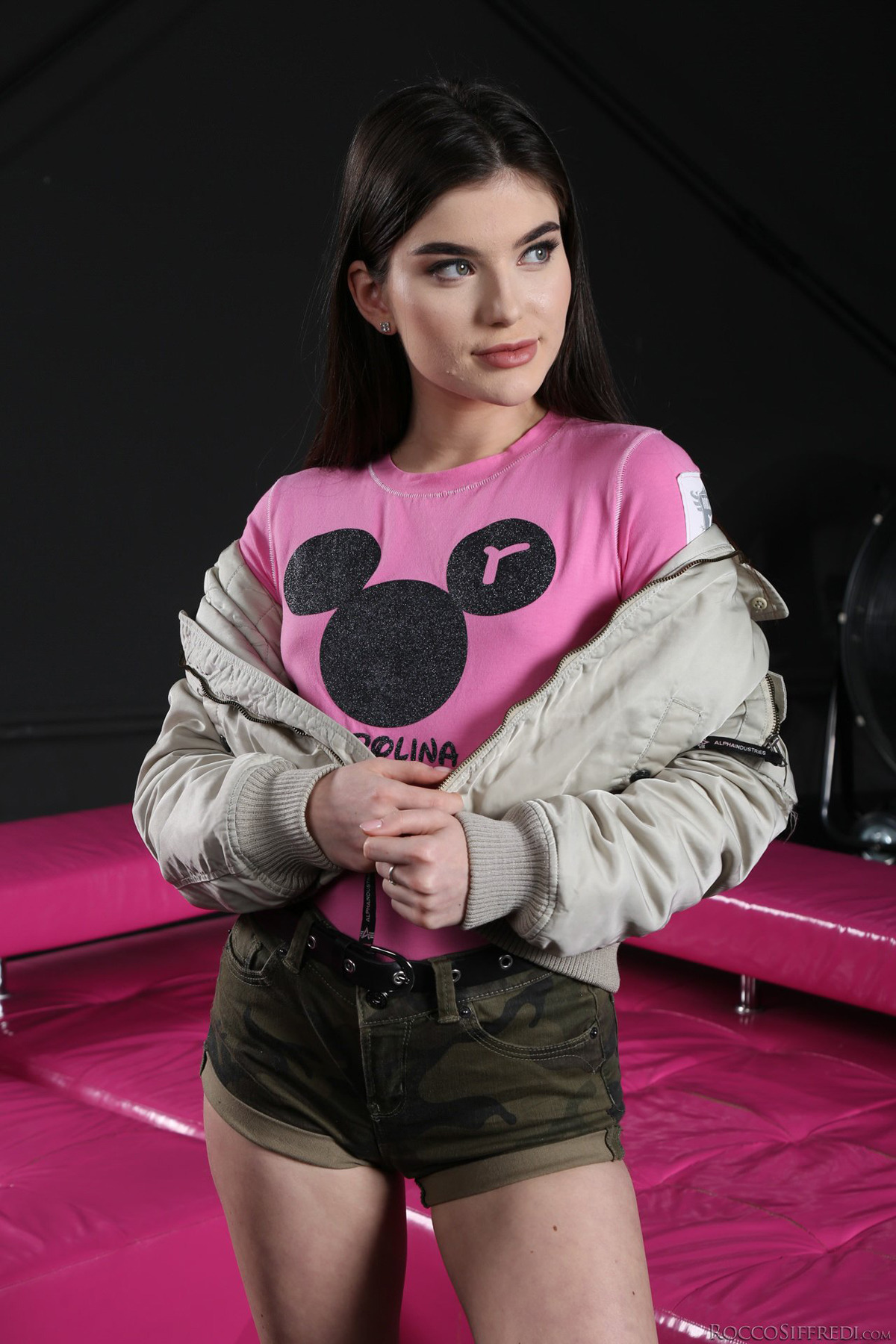 Jayla De Angelis, Stefany Kyler 3some - picture 00