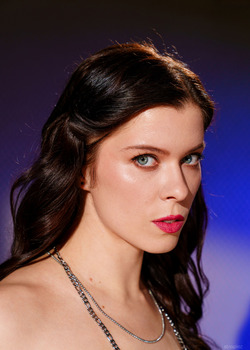 Jelena Volkov and Novella Night - pics 02