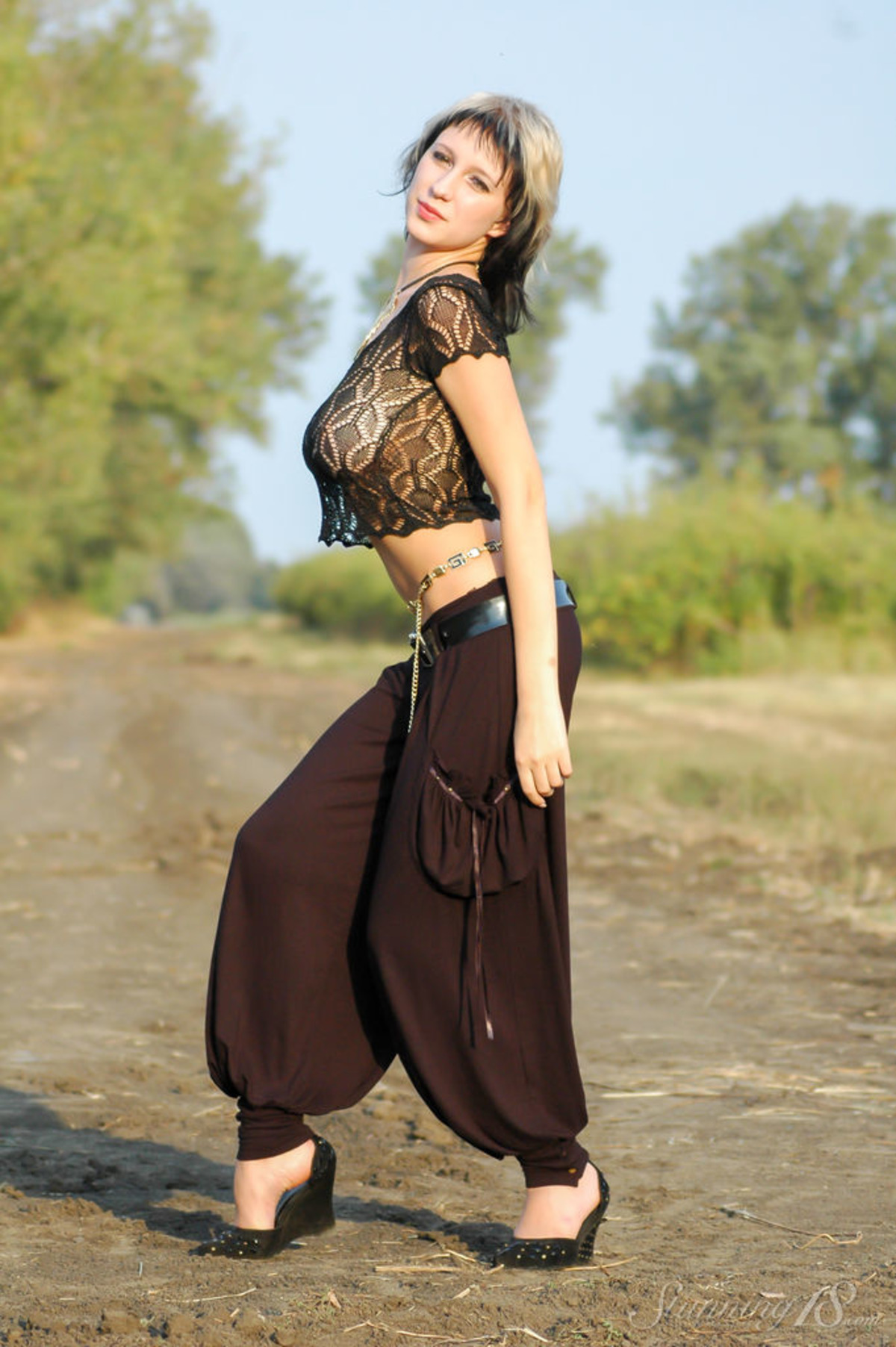 Busty Cilya - Love Made me Crazy - picture 03