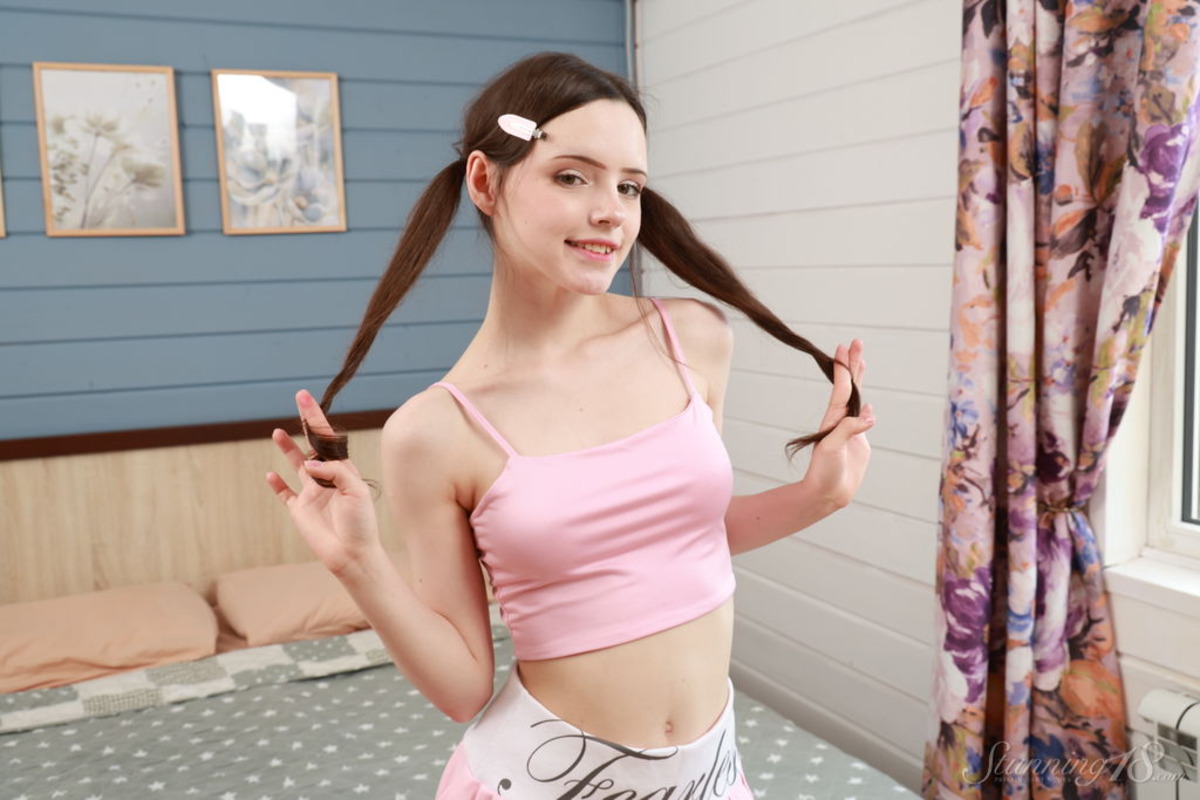 Dakota Doll in the Country House - picture 01