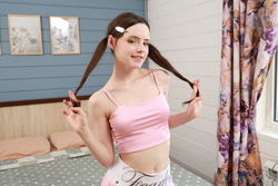 Dakota Doll in the Country House - pics 01