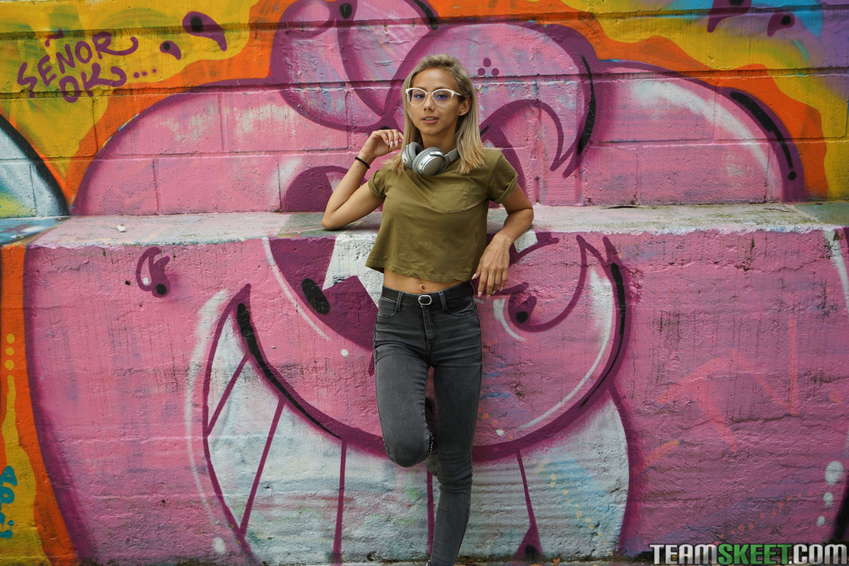Veronica Leal - World Renowned Slut - picture 04
