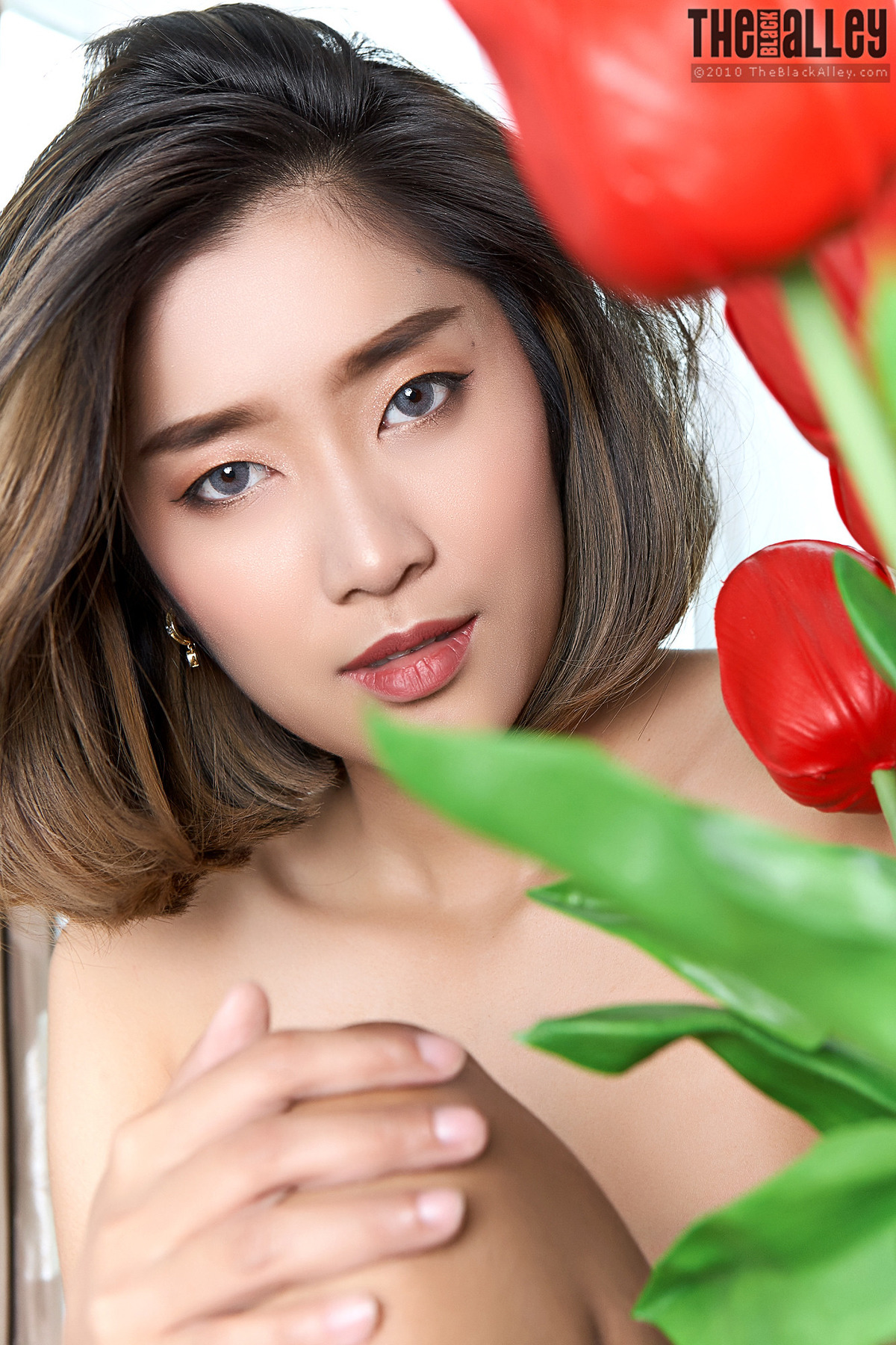 Gorgeous Asian Apple - The New Scarf - picture 09