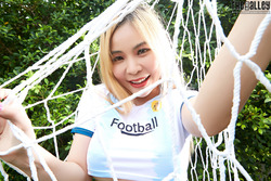 Hot Asian Teen Kayla Football Fan - pics 08