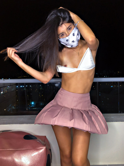 Stay Healthy, Cute Girls! - Contestant 20 is Quarantined in Colombia