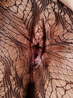 Ukrainian Model Lola Fiew aka Giselle Teasing us in Hot Pantyhose