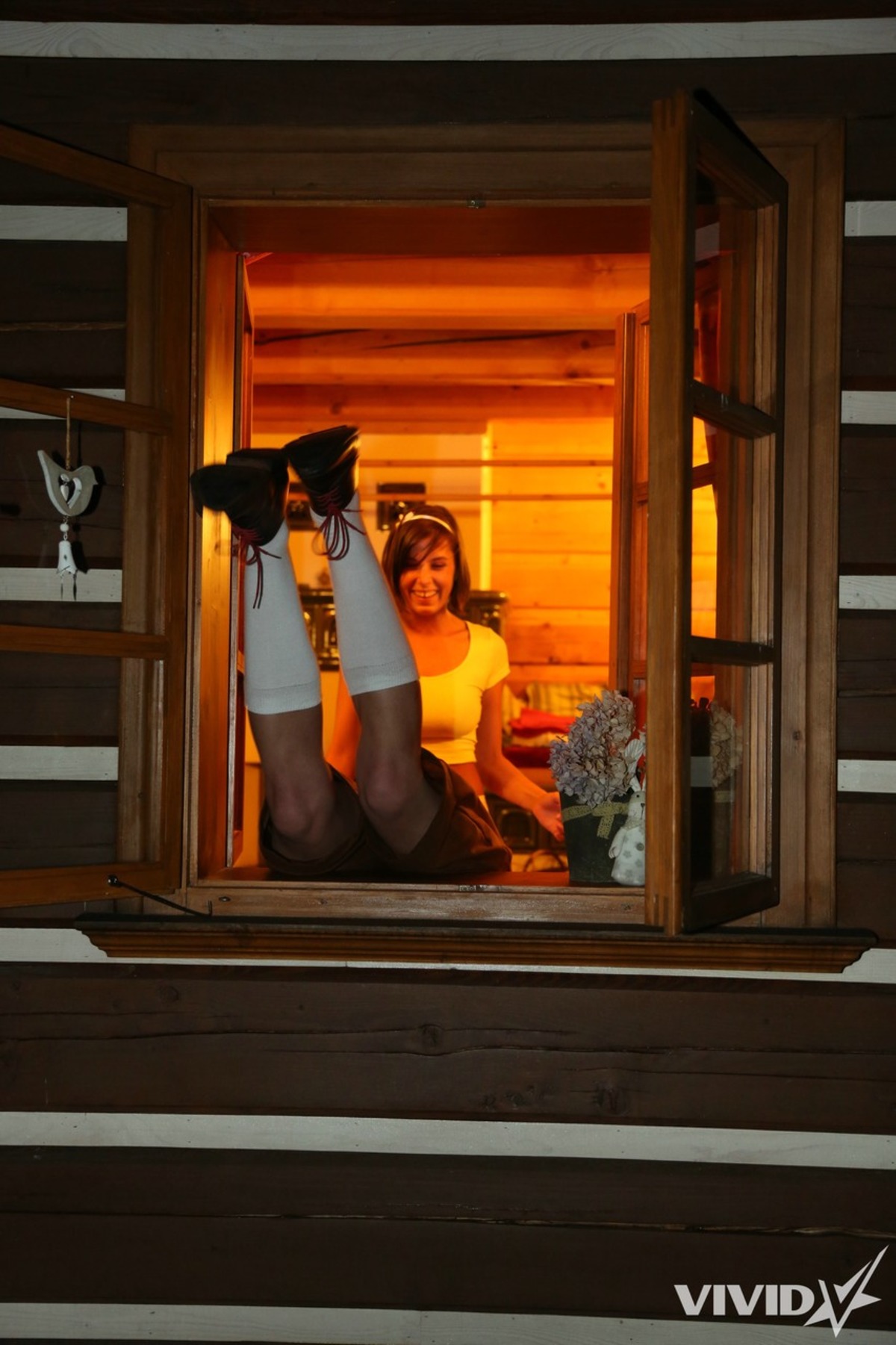 Ana Bell Evans Giving a Hot Titjob - picture 01