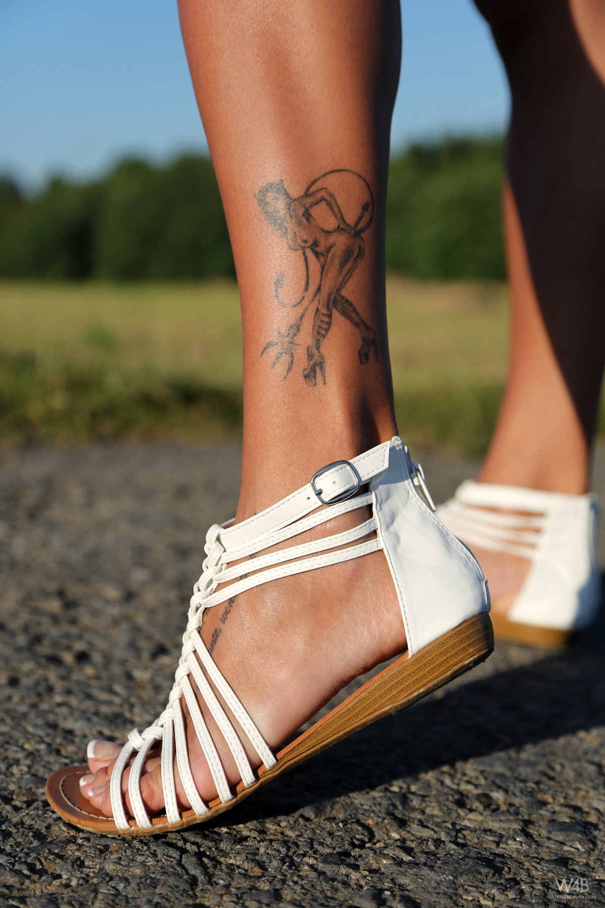 Pornstar Ashley Bulgari Hot Tattoo - picture 13